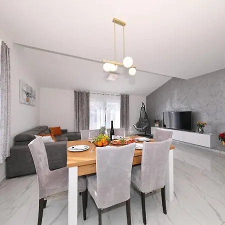 Chiara Galovac (Zadar)