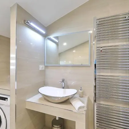 Chiara Apartment
